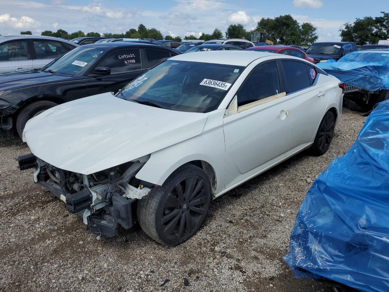 NISSAN ALTIMA SR