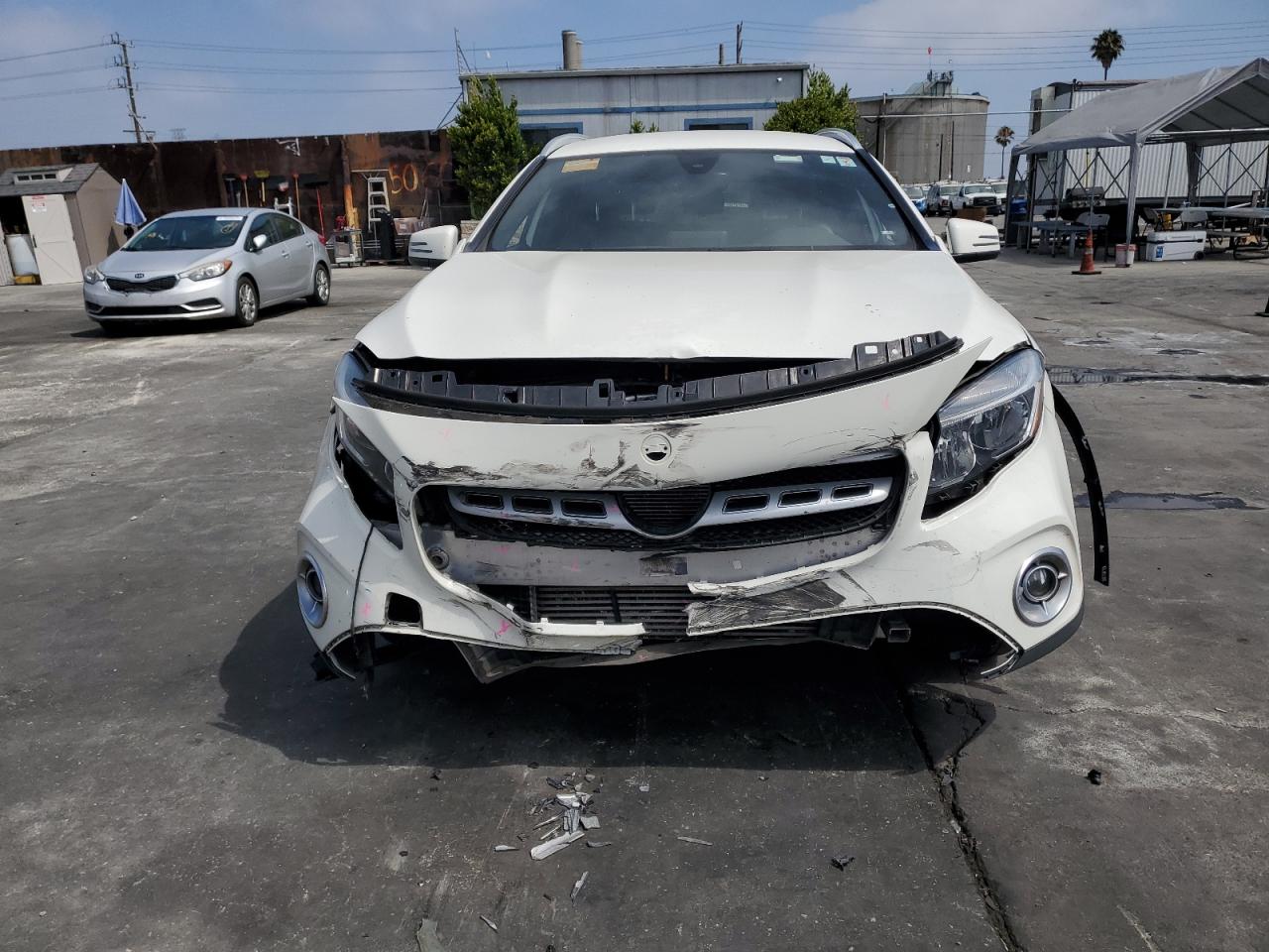 MERCEDES-BENZ GLA-CLASS 250