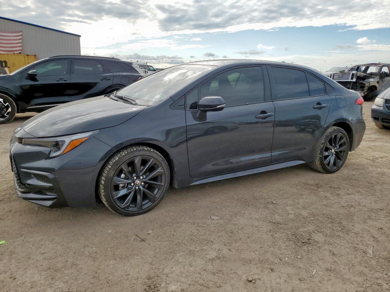 TOYOTA COROLLA LE