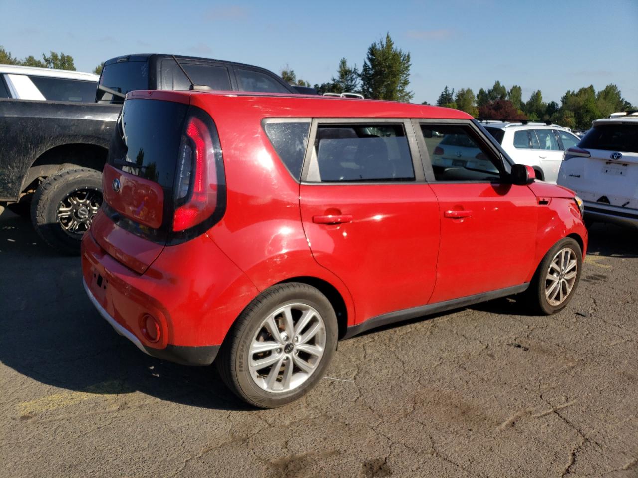 KIA SOUL +
