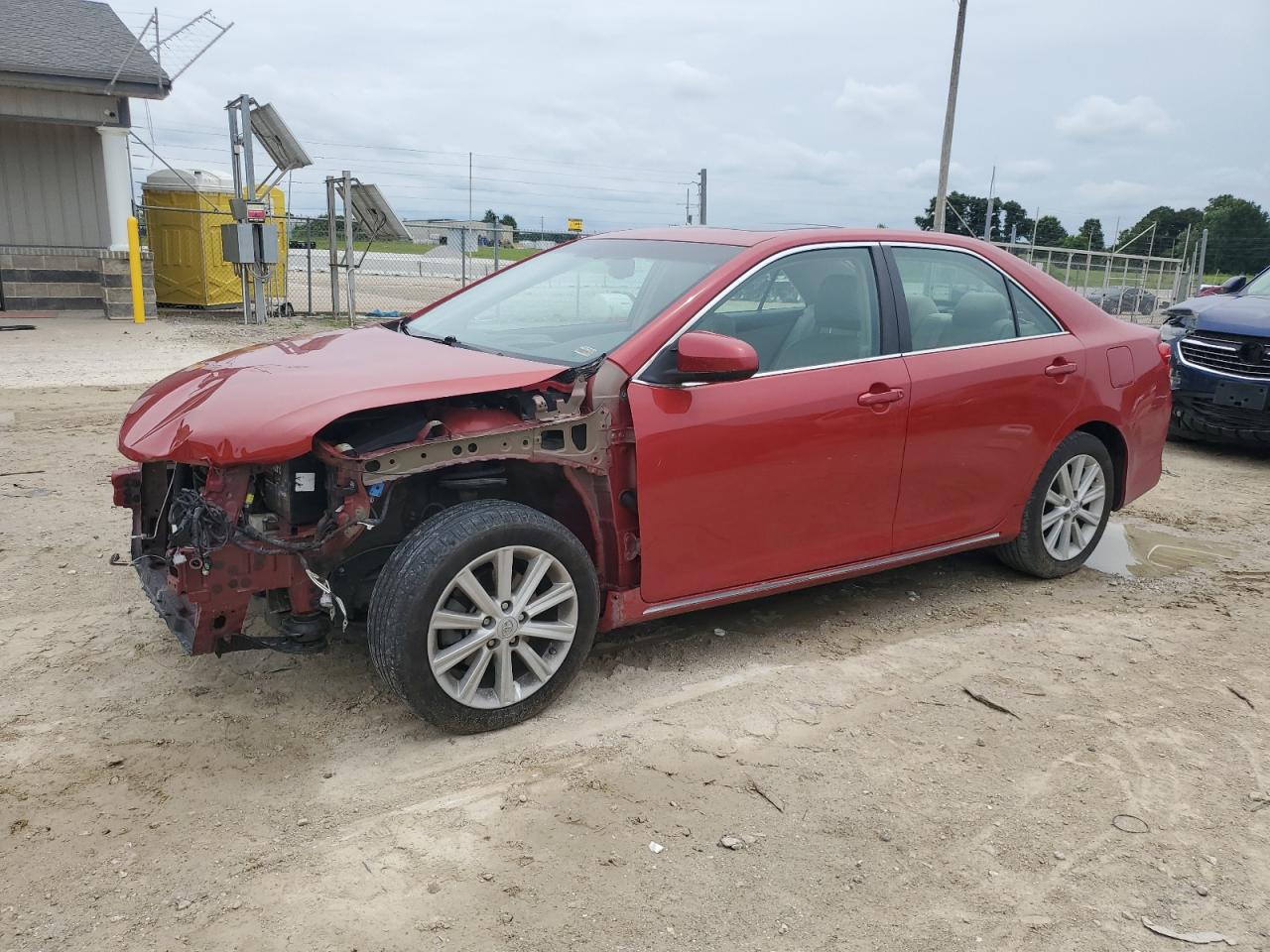 TOYOTA CAMRY SE