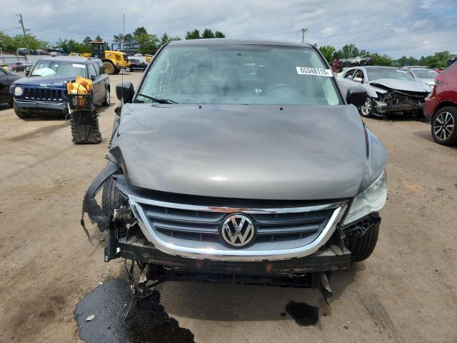 2010 VOLKSWAGEN ROUTAN S - 2V4RW4D18AR236537