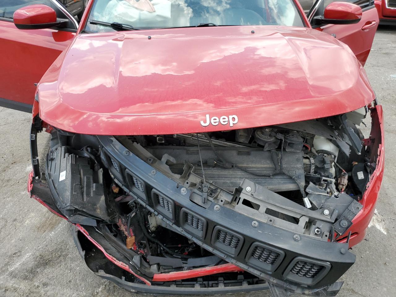 JEEP COMPASS LATITUDE