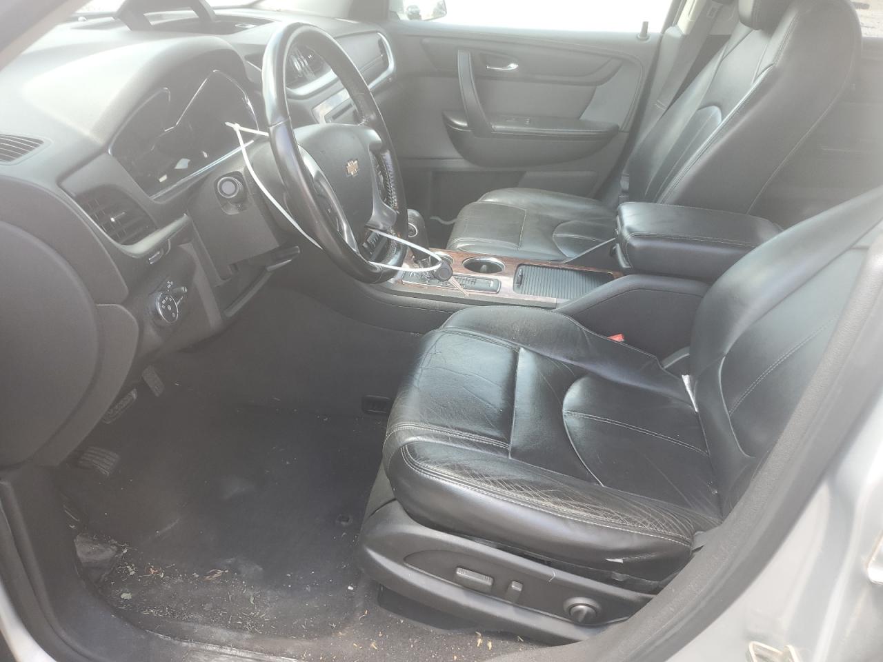 CHEVROLET TRAVERSE LT