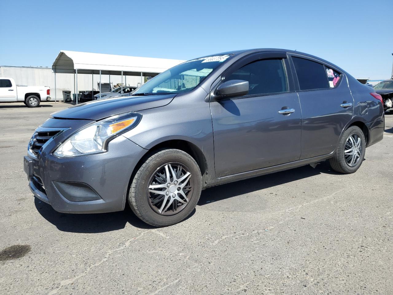 NISSAN VERSA S
