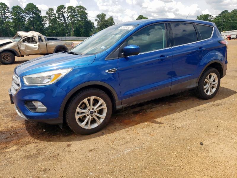 Vin: 1fmcu0gd2huf08917, lot: 62996755, ford escape se 2017 img_1