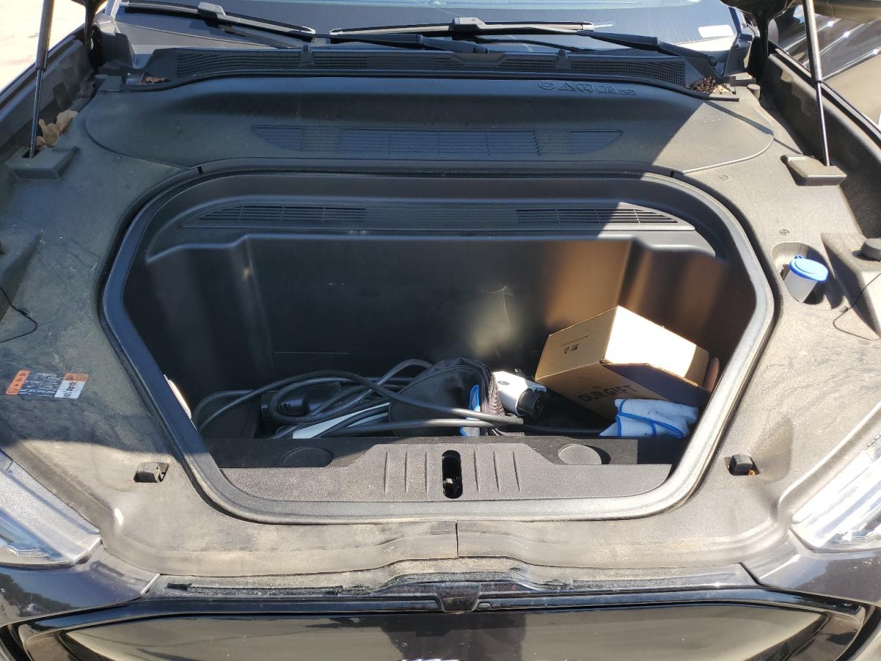 FORD MUSTANG PREMIUM