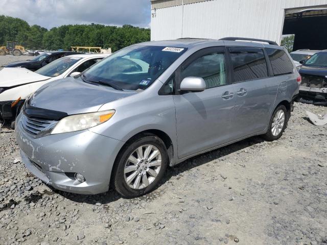 TOYOTA SIENNA XLE