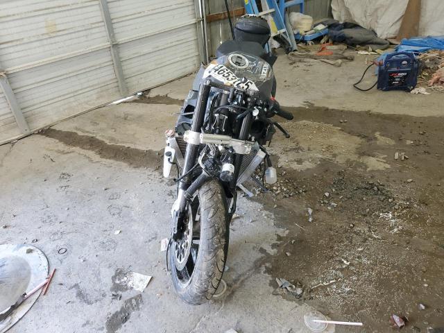 2025 SUZUKI GSX-R600 JS1GN7FA7S7101212