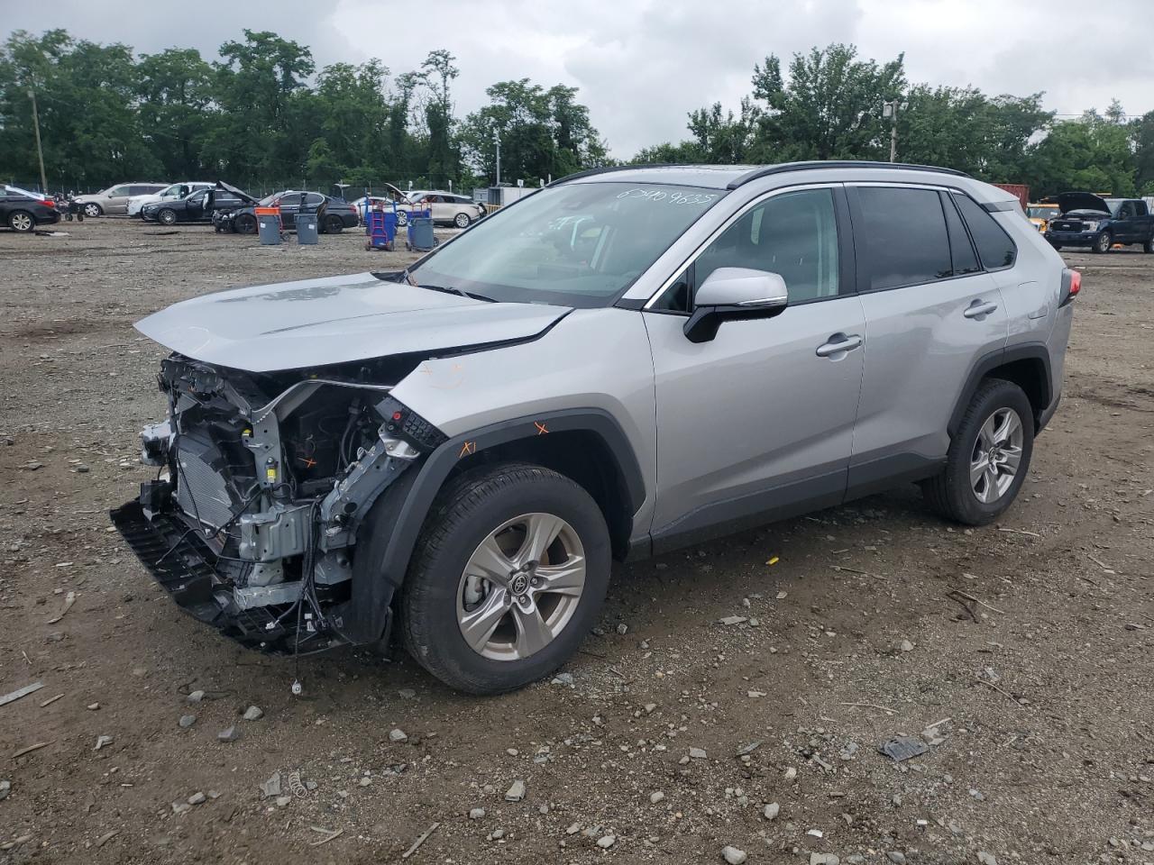 TOYOTA RAV4 XLE