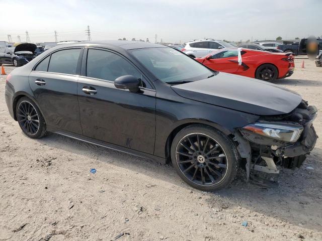 2022 MERCEDES-BENZ A 220 W1K3G4EB6NJ355613