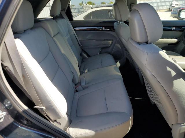 2013 KIA SORENTO LX - 5XYKTDA65DG400050