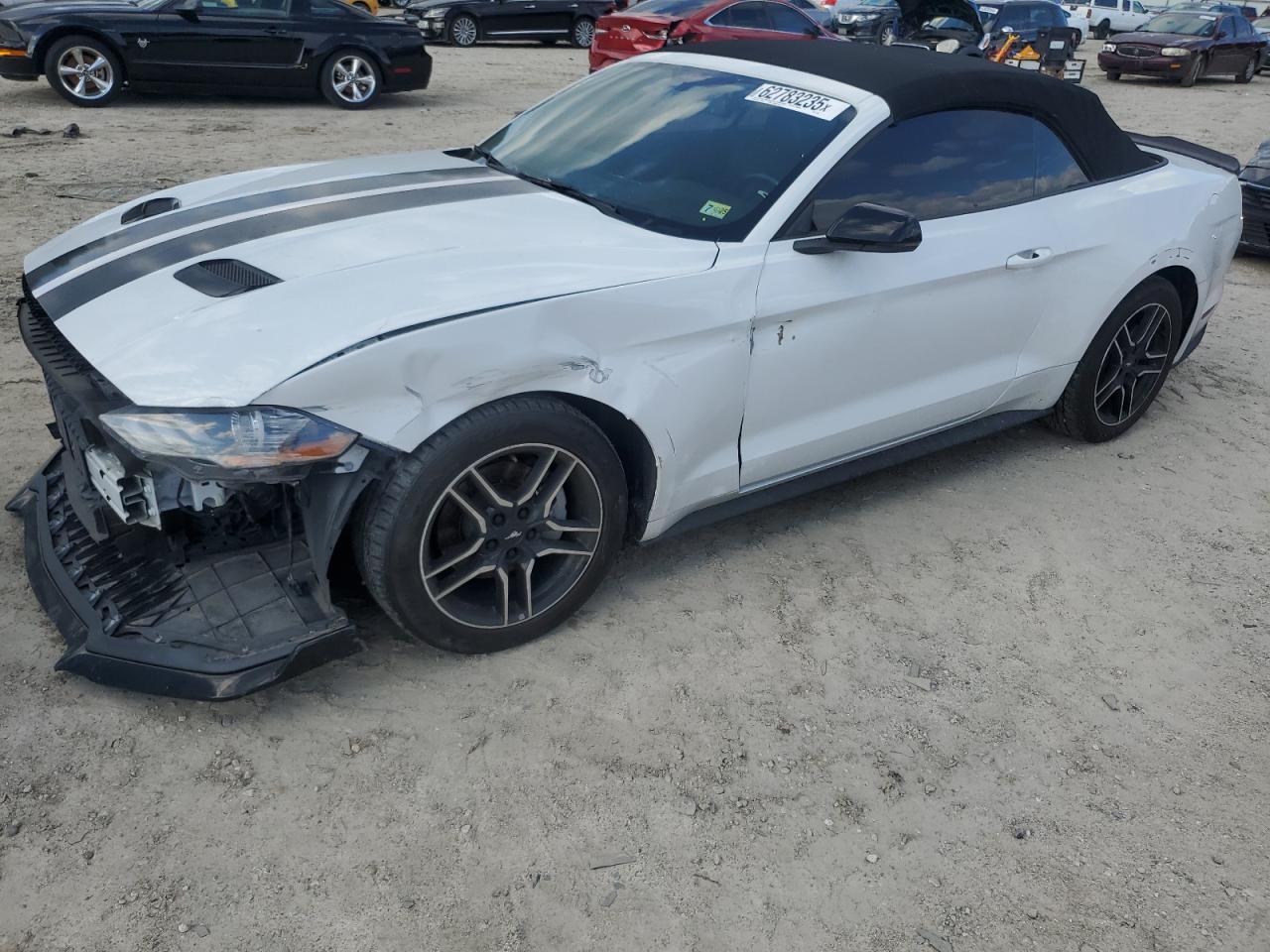 FORD MUSTANG