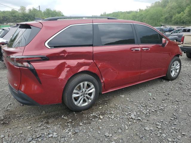 TOYOTA SIENNA XLE 2025 red  hybrid engine 5TDJSKFC9SS161197 photo #4