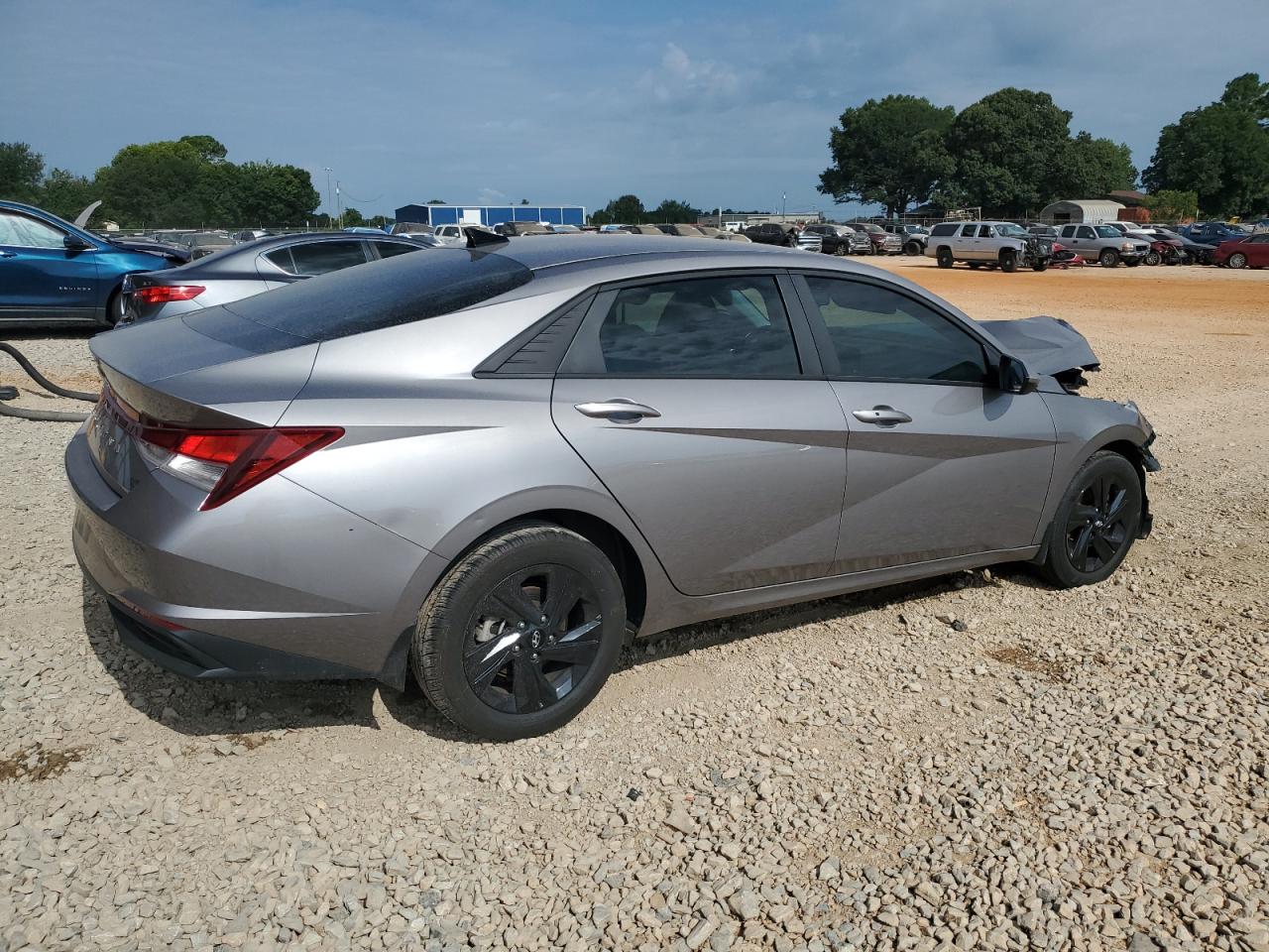 HYUNDAI ELANTRA SEL