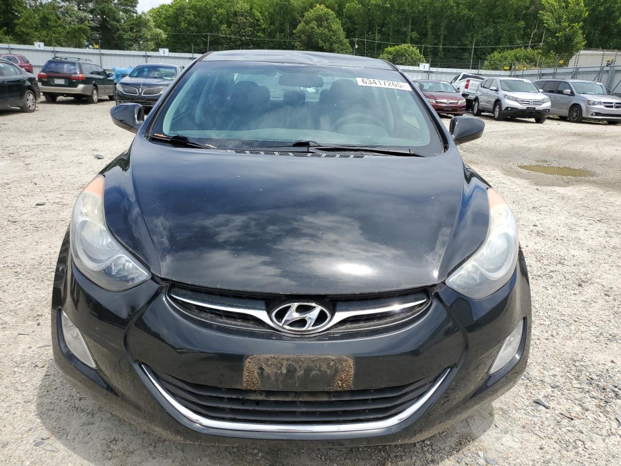 Hyundai Elantra gl 2013