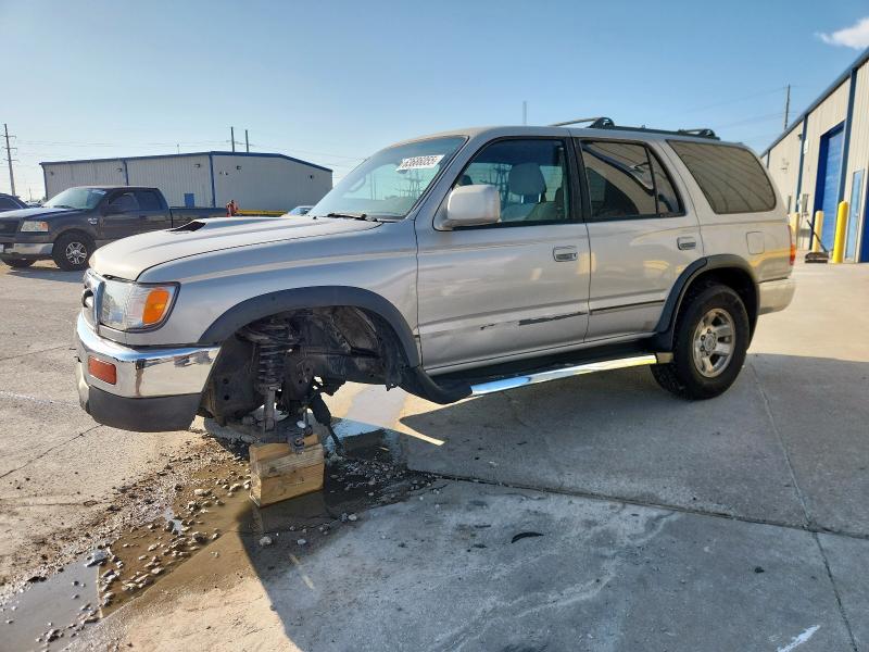 TOYOTA 4RUNNER SR