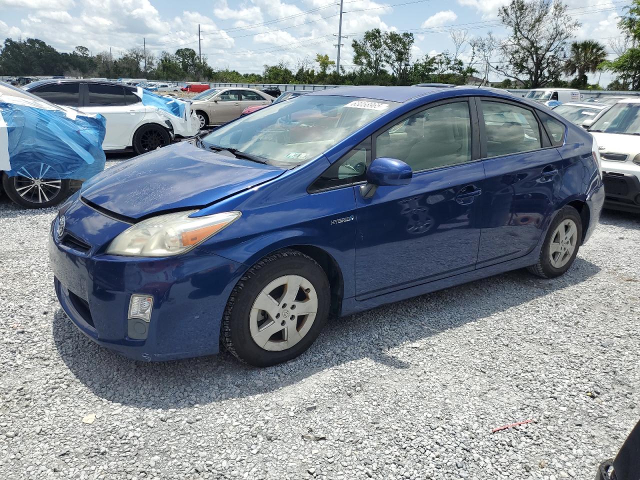  Salvage Toyota Prius