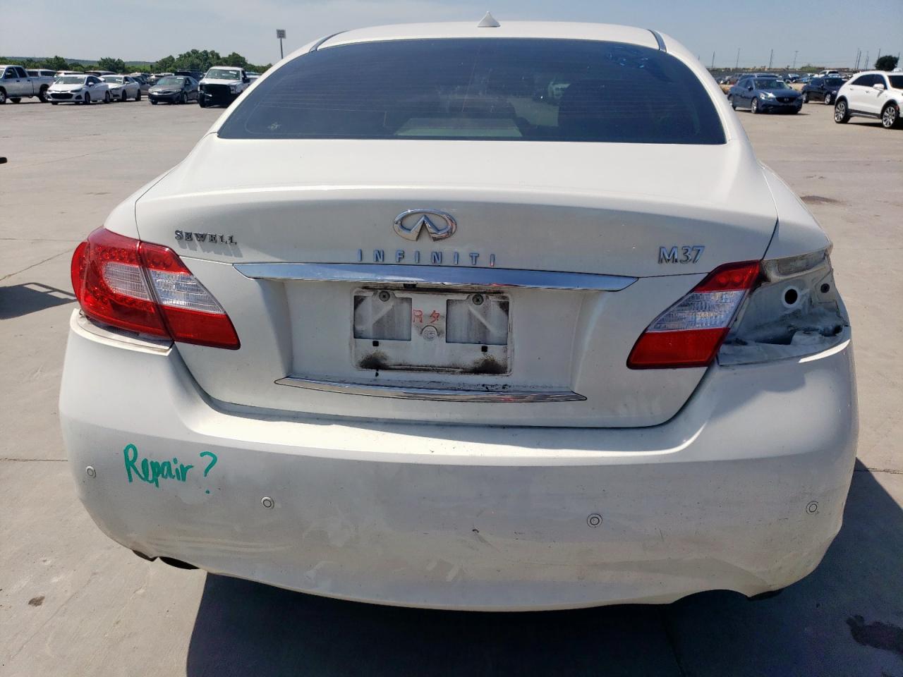 INFINITI M37