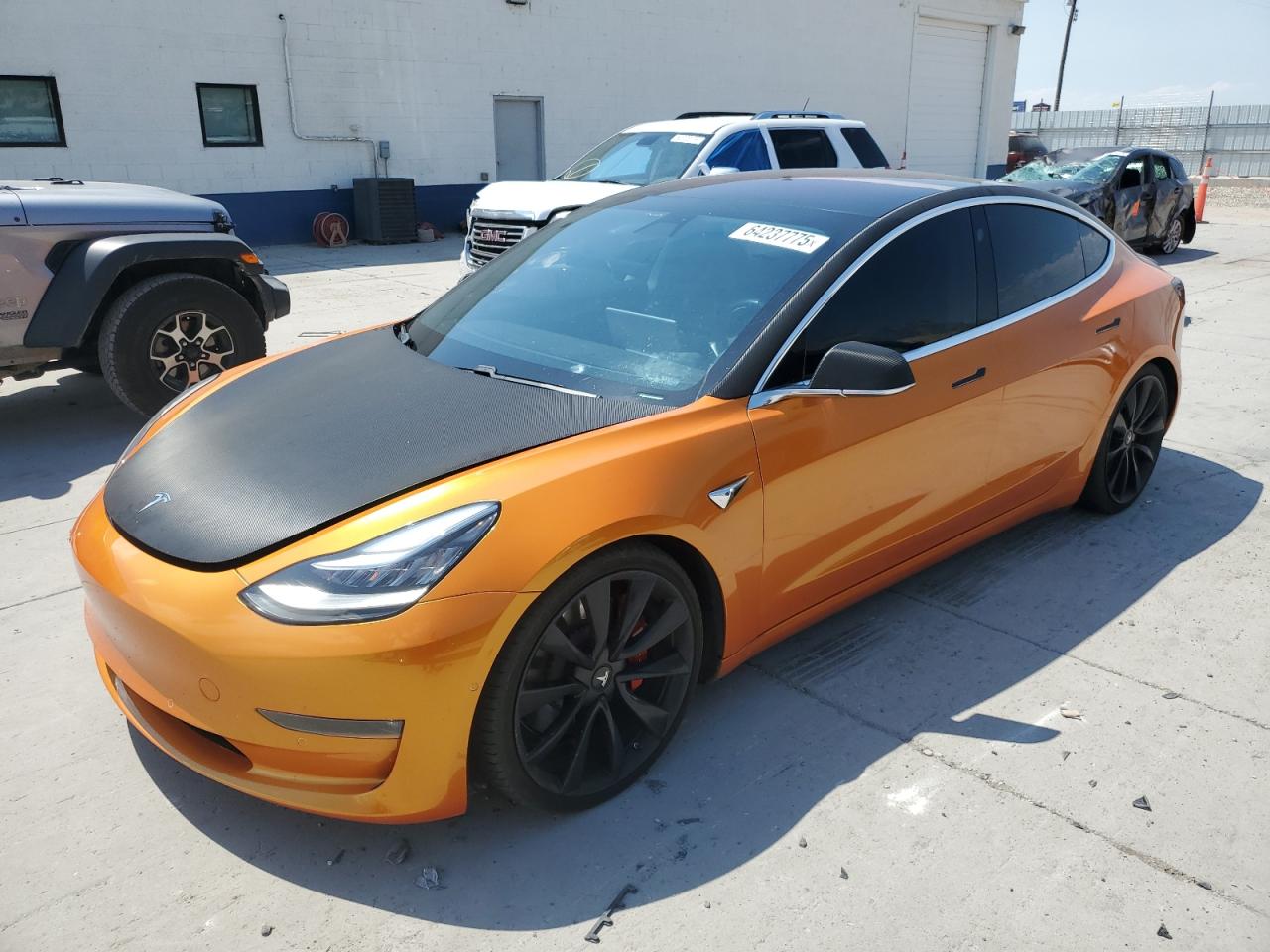TESLA MODEL 3