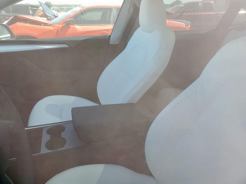 2024 TESLA MODEL Y 7SAYGDED2RF107926