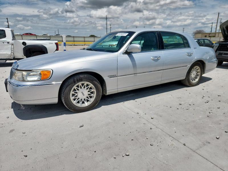 LINCOLN TOWN CAR S