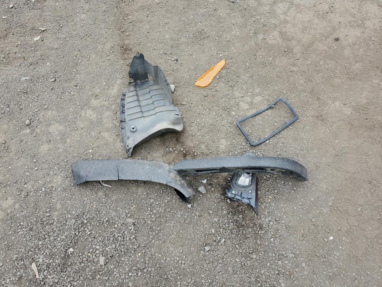 MAZDA 3 GRAND TOURING