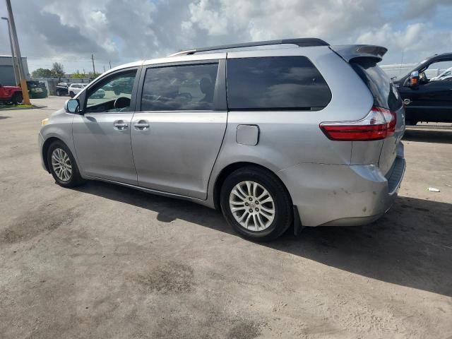 TOYOTA SIENNA XLE 2015 silver sports v gas 5TDYK3DC1FS671198 photo #3