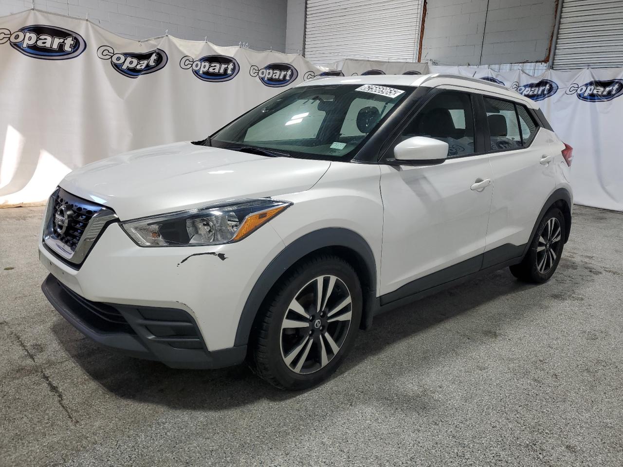NISSAN KICKS S