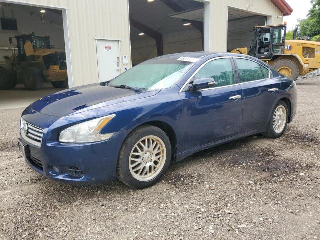 NISSAN MAXIMA S