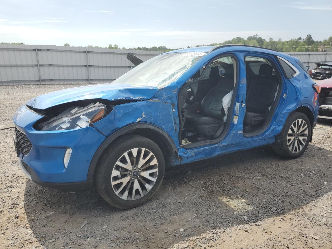 FORD ESCAPE TITANIUM