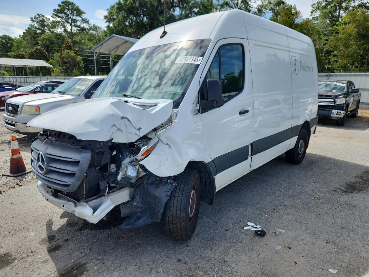 MERCEDES-BENZ SPRINTER 2500