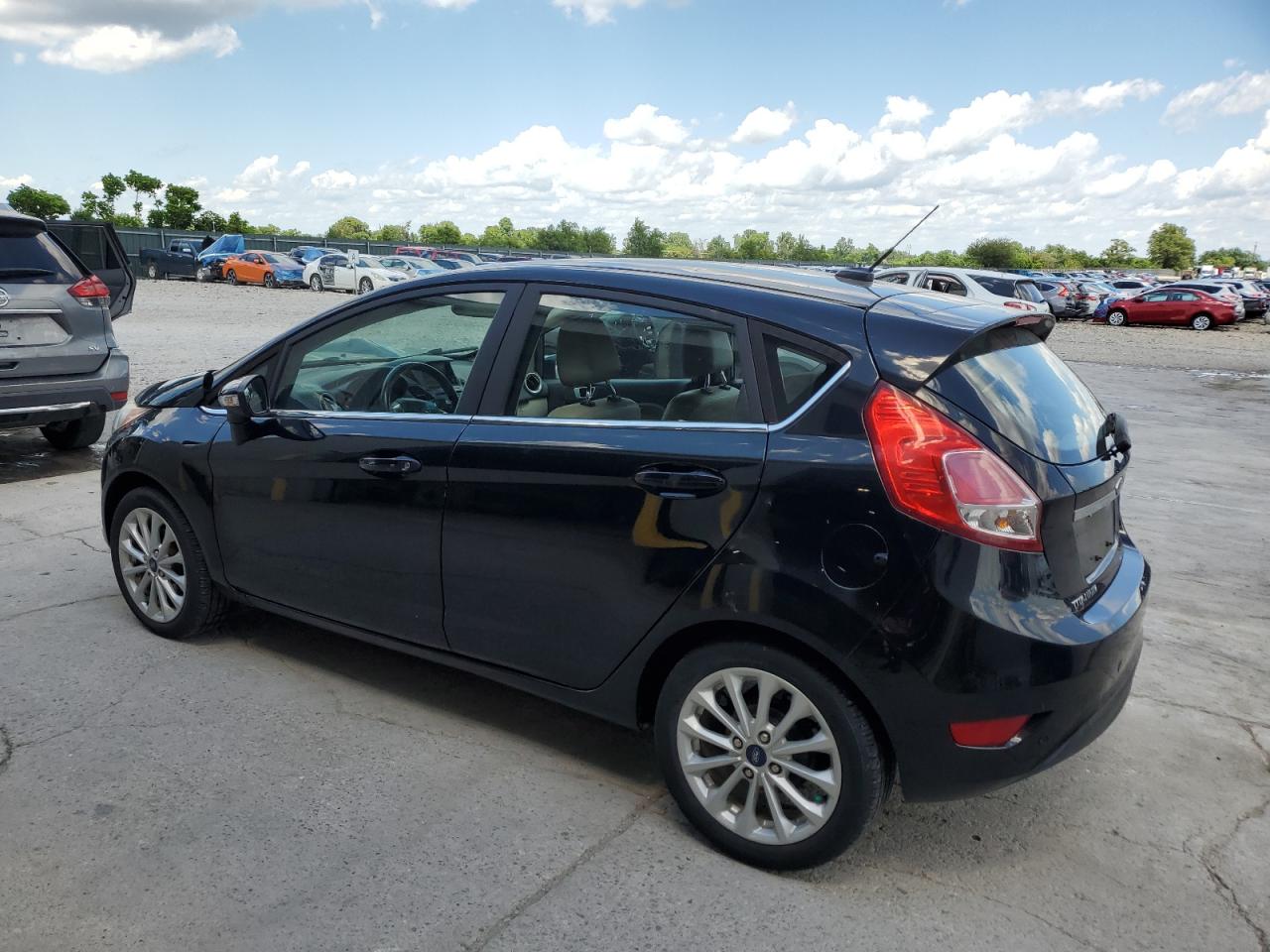 FORD FIESTA TITANIUM