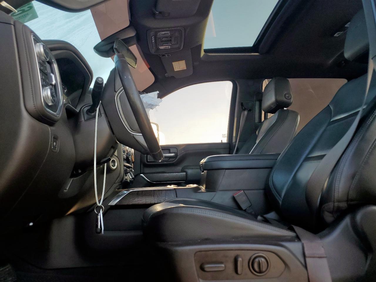 GMC SIERRA K2500 DENALI