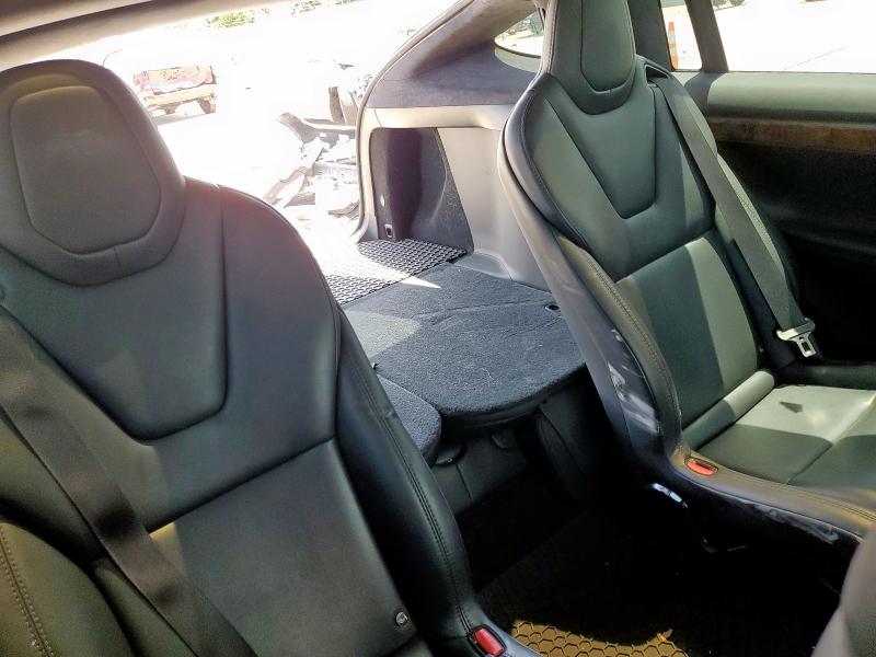 2020 TESLA MODEL X 5YJXCBE24LF244395