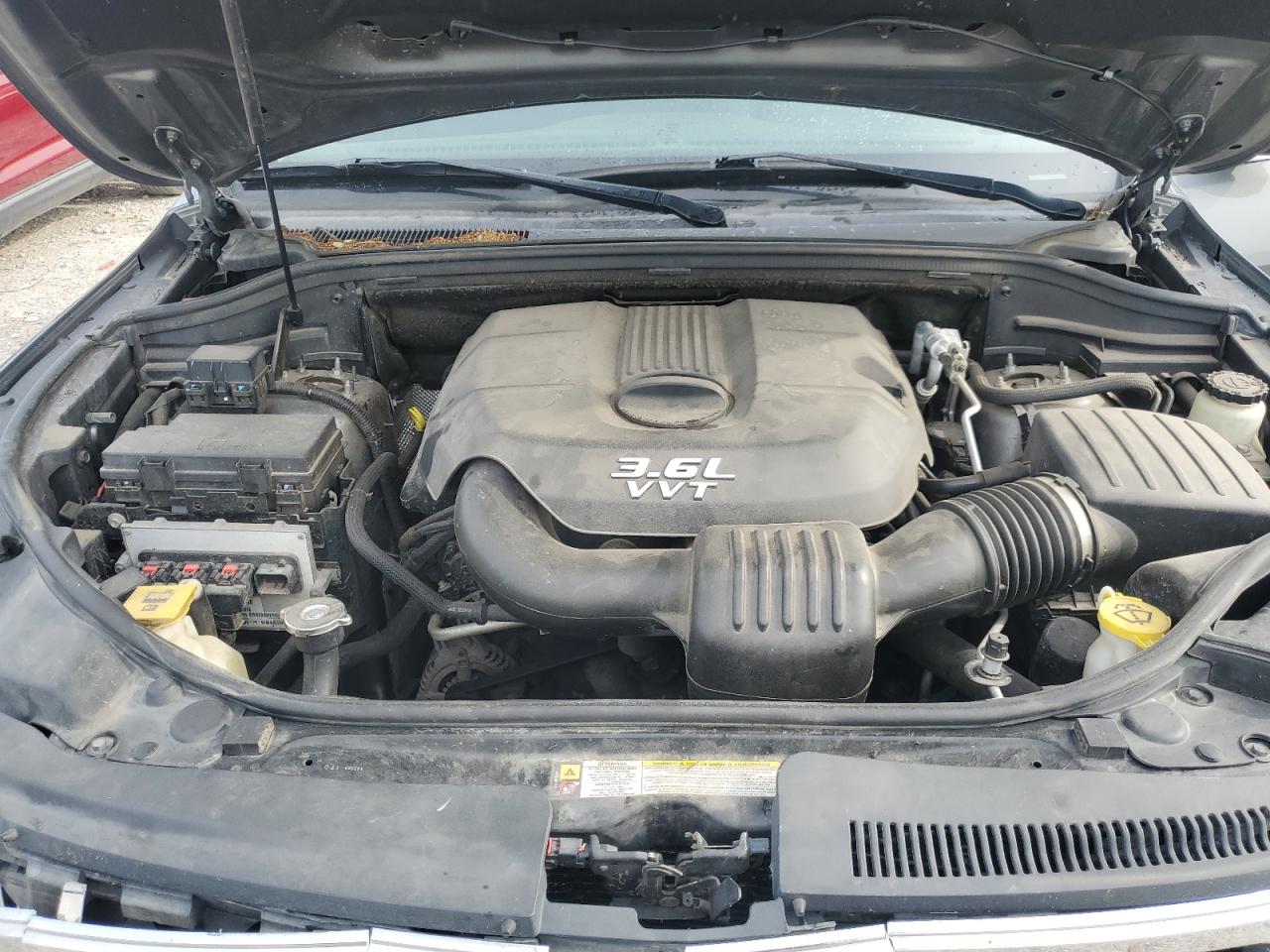 JEEP GRAND CHEROKEE LAREDO