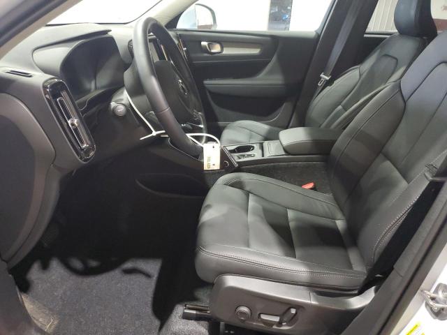 2025 VOLVO XC40 CORE YV4L12UJ4S2550704