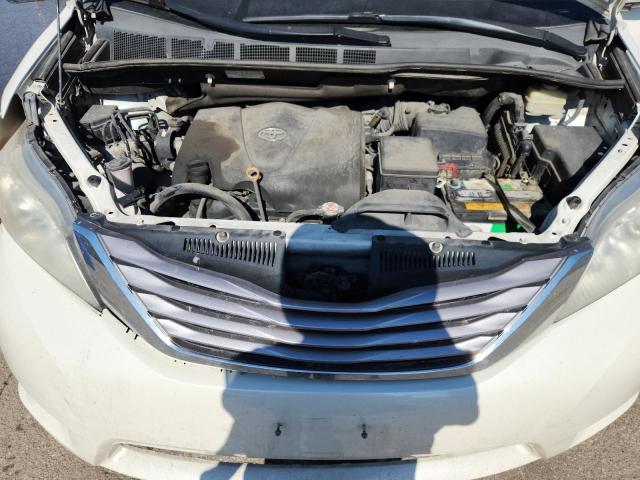 2017 TOYOTA SIENNA XLE 5TDYZ3DC6HS807002
