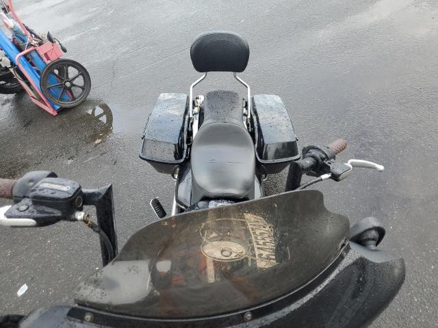 2010 HARLEY-DAVIDSON FLHX 1HD1KB417AB651093