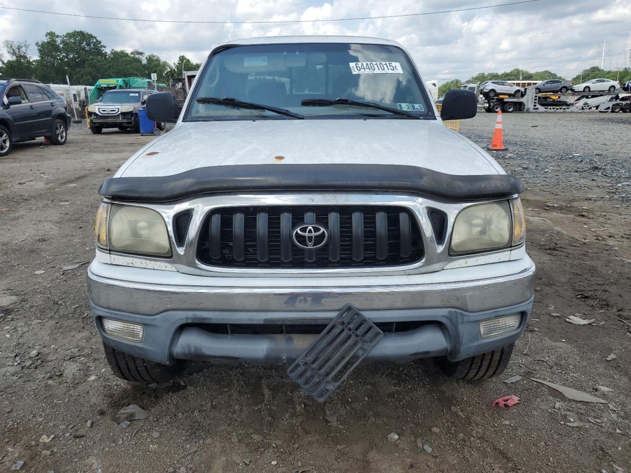 Lot #3310602285 2004 TOYOTA TACOMA DOU