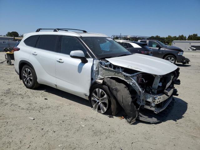 2022 TOYOTA HIGHLANDER - 5TDHBRCH9NS560669
