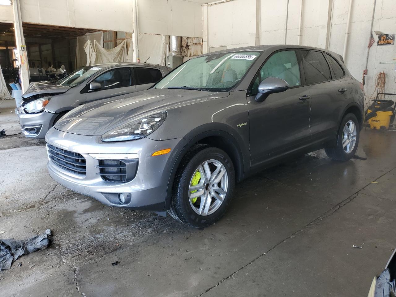 PORSCHE CAYENNE SE HYBRID