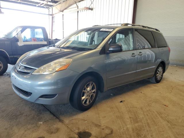 TOYOTA SIENNA CE