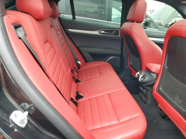2022 ALFA ROMEO STELVIO TI ZASPAKBN7N7D31941