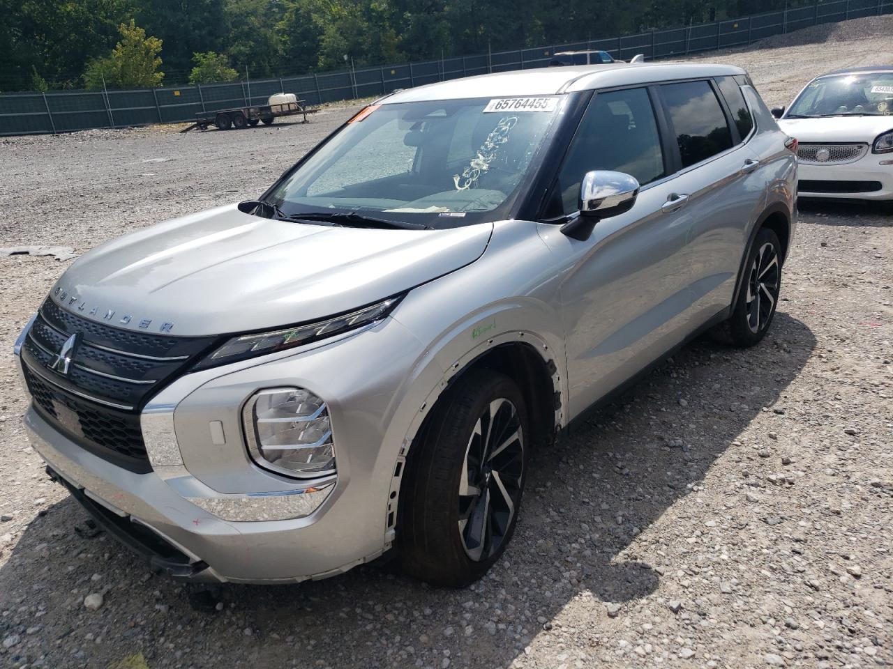 MITSUBISHI OUTLANDER ES