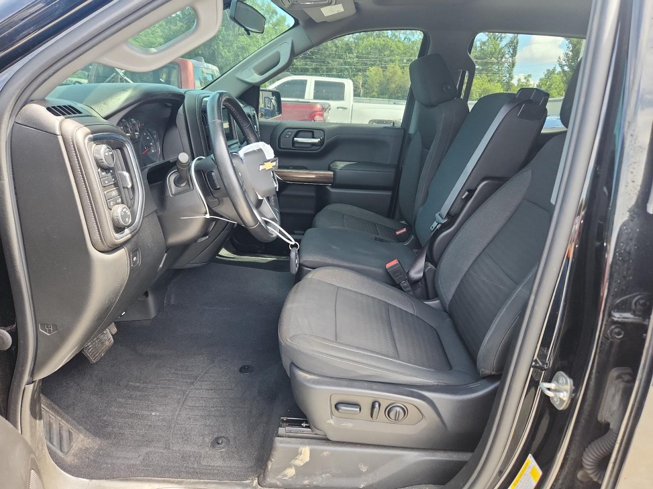 CHEVROLET SILVERADO K1500 LT