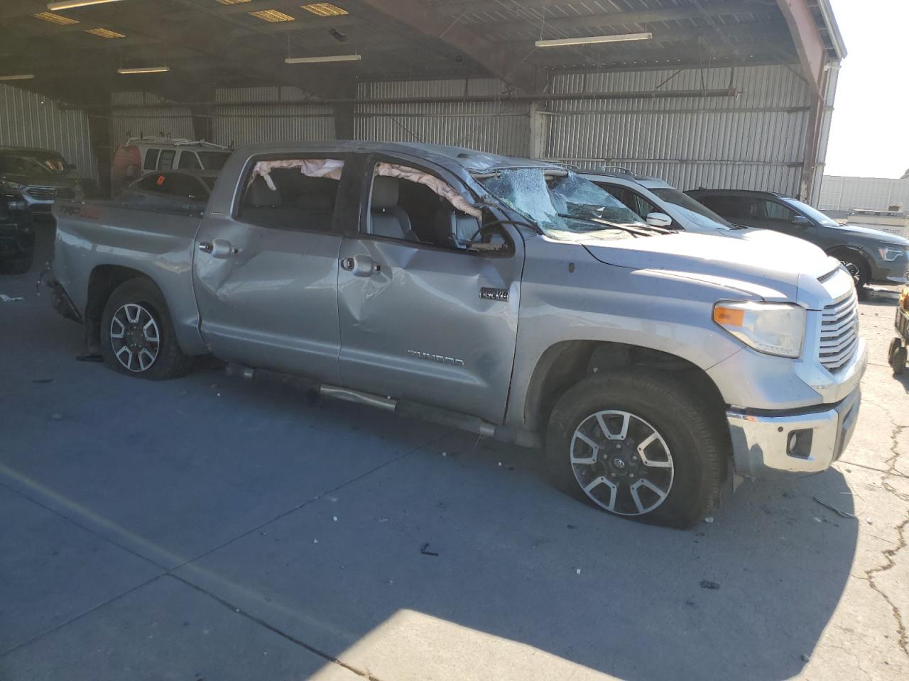 TOYOTA TUNDRA CREWMAX LIMITED