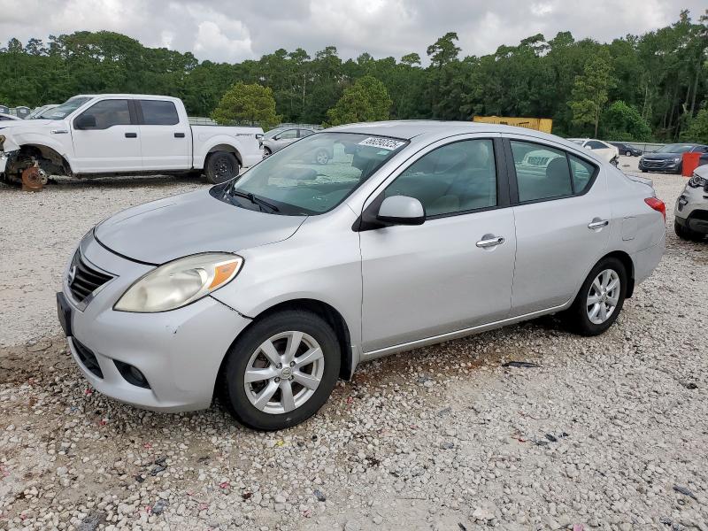 NISSAN VERSA S