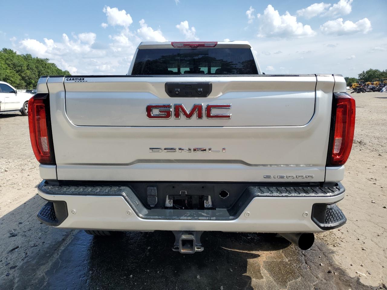 GMC SIERRA K2500 DENALI