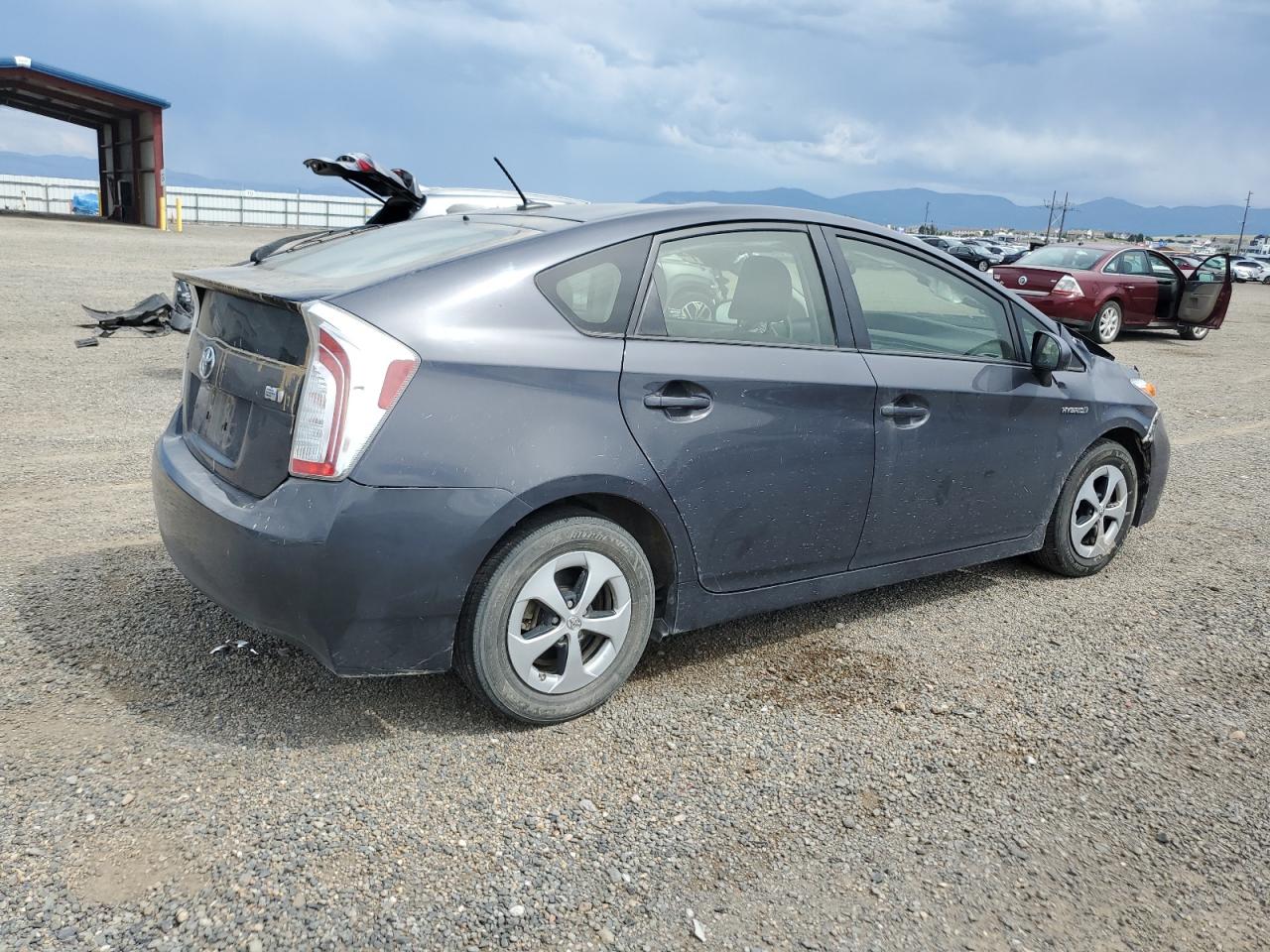 TOYOTA PRIUS